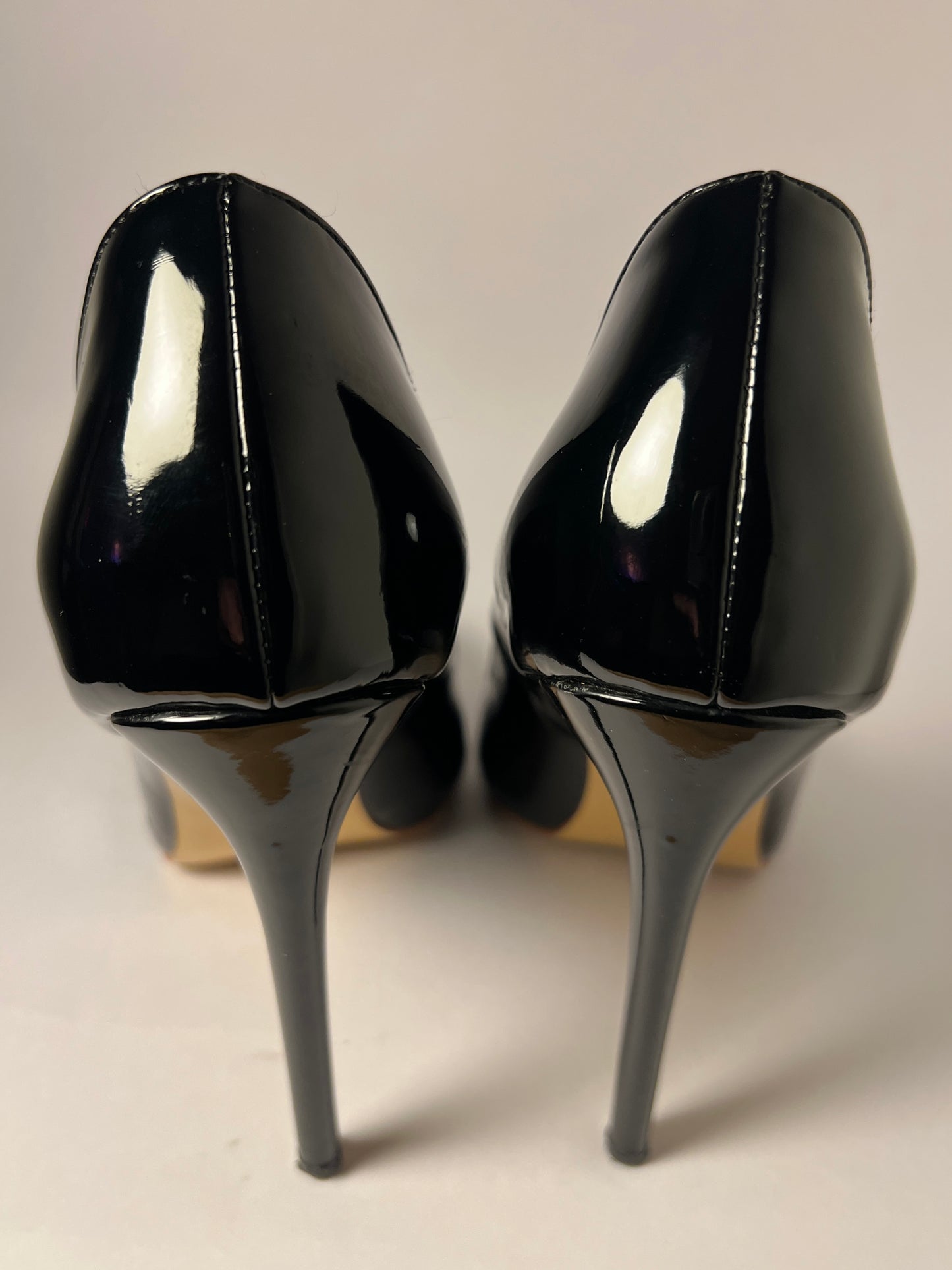 Classic @stellaireheels Peeptoe Pump