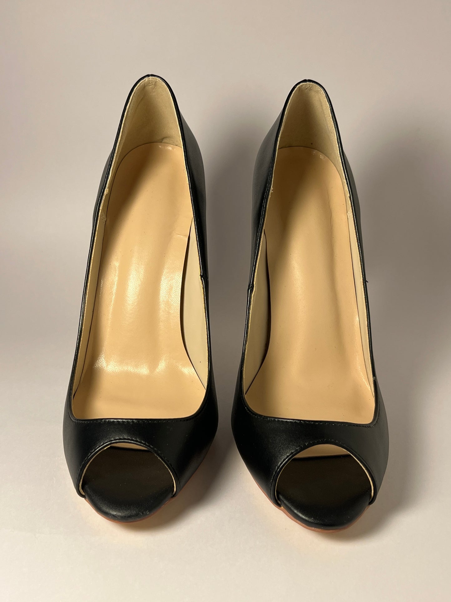 Classic @stellaireheels Peeptoe Pump
