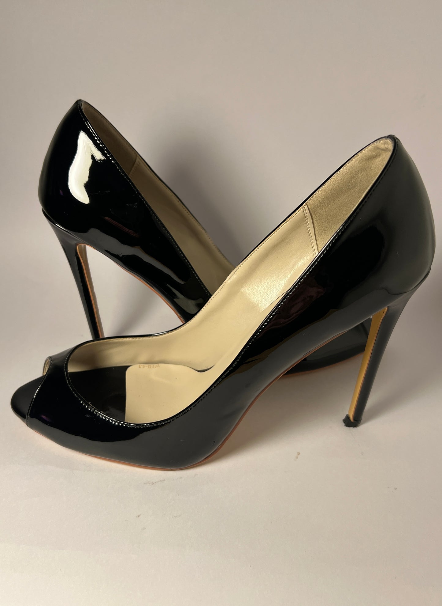 Classic @stellaireheels Peeptoe Pump