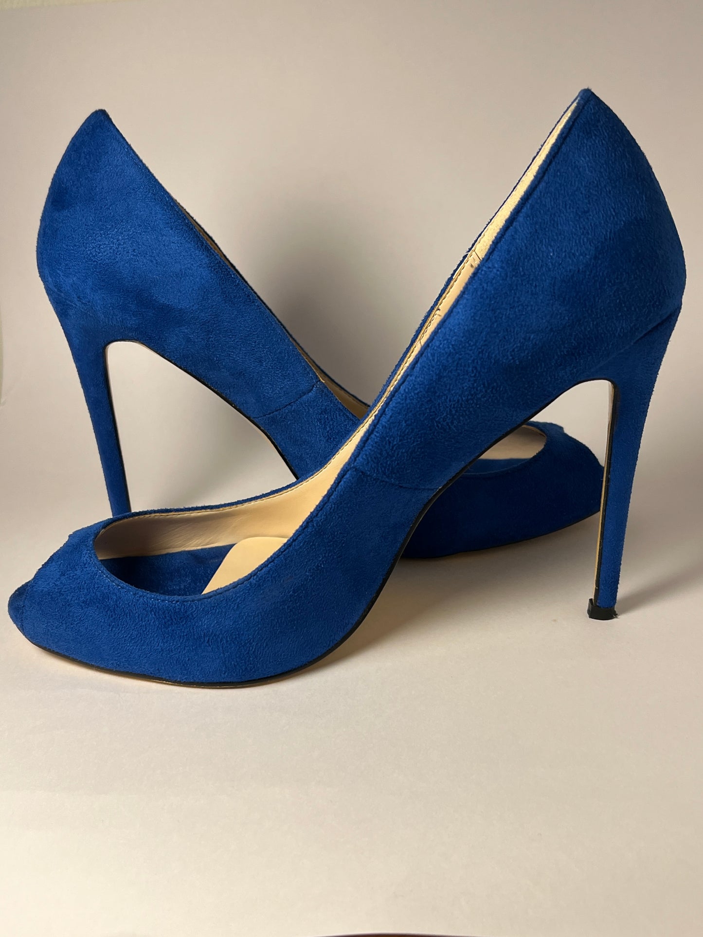 Classic @stellaireheels Peeptoe Pump