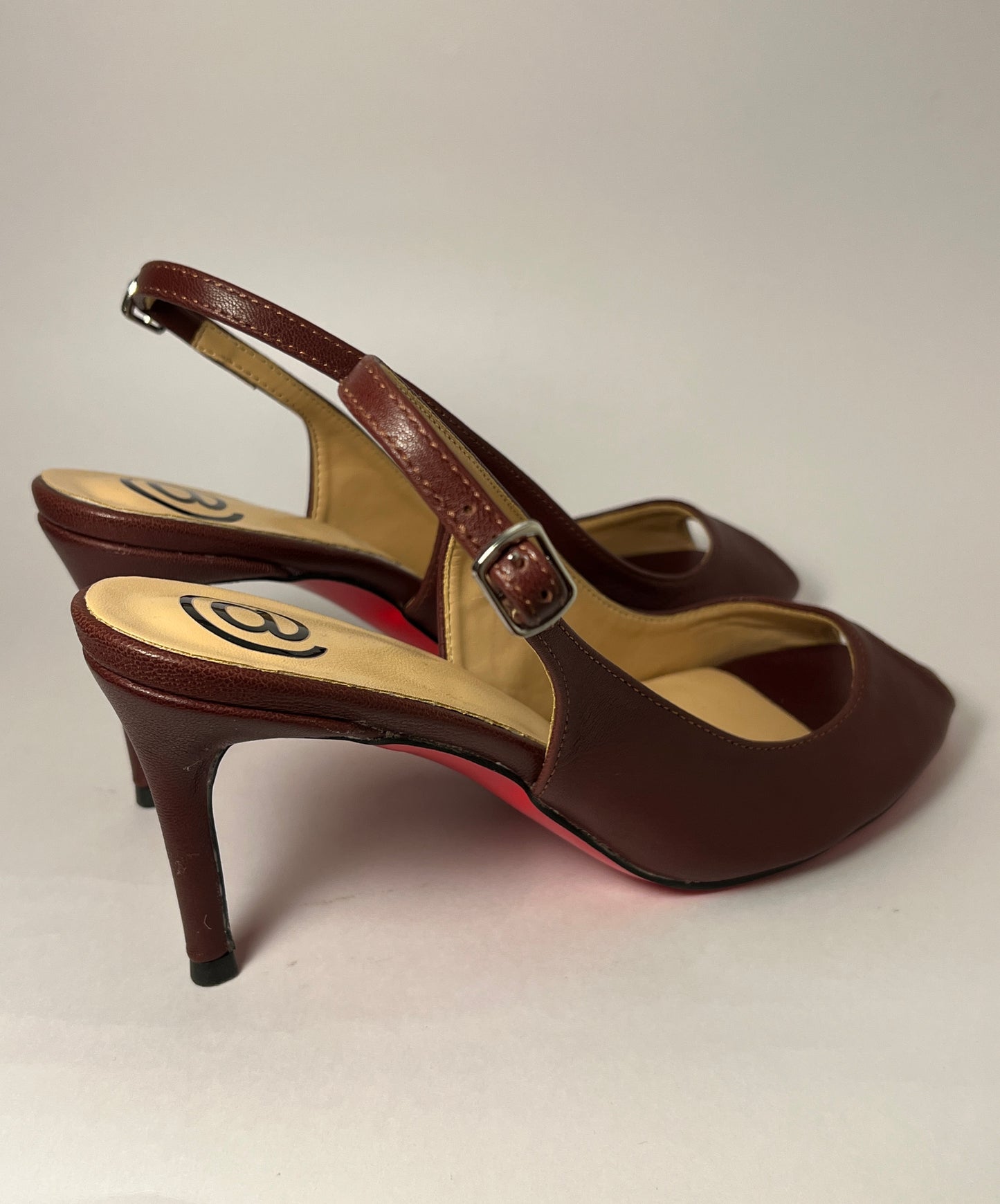 Slingback @stellaireheels peeptoe
